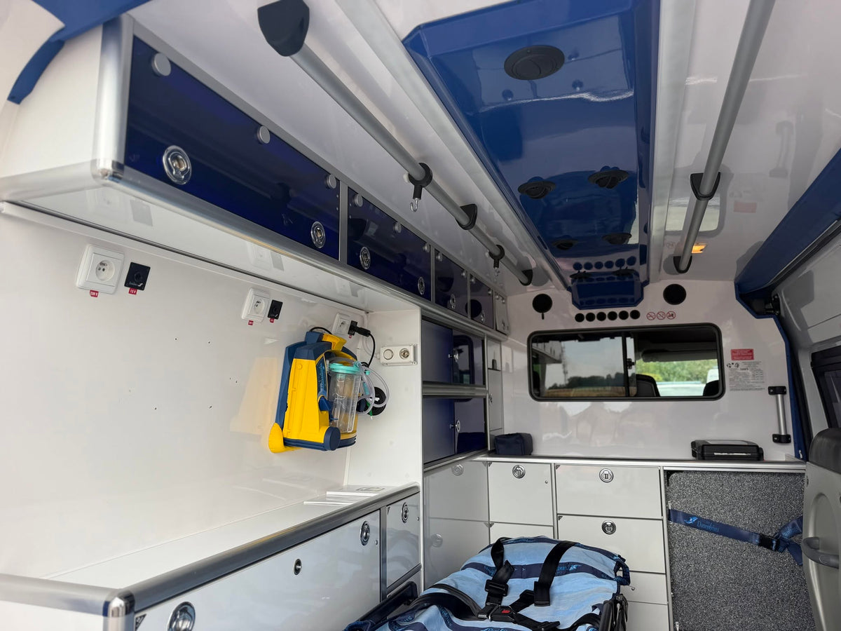 RENAULT MASTER L2H2 Ambulance Type B tweedehands (door GRAND T'EST AUTO)